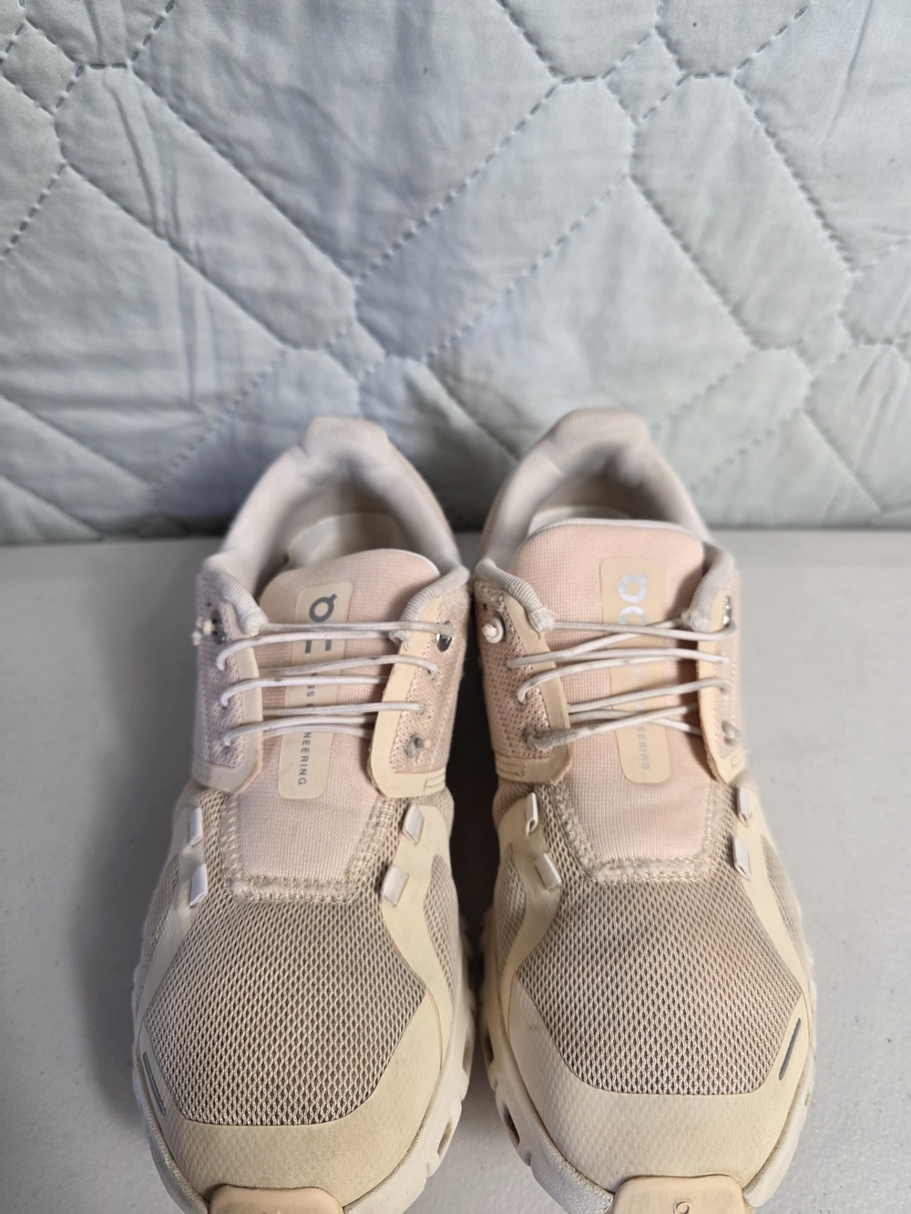 ON Cloud 6 Pearl/White Women's Sneakers Super Foam 360° Comfort Running Shoes - Picture 2 of 10